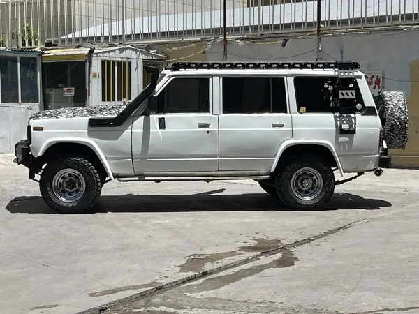 نیسان  پاترول چهار در