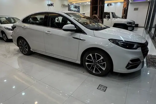 فونیکس، آریزو 6 پرو