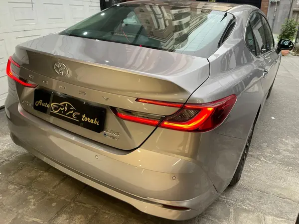 تویوتا، کمری هیبرید