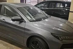 کی ام سی، J7