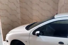 پژو، 206