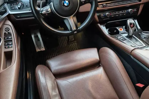 ب ام و، سری 5 سدان