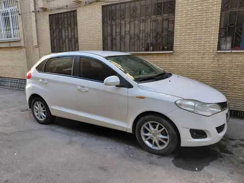 ام وی ام، 315هاچ بک