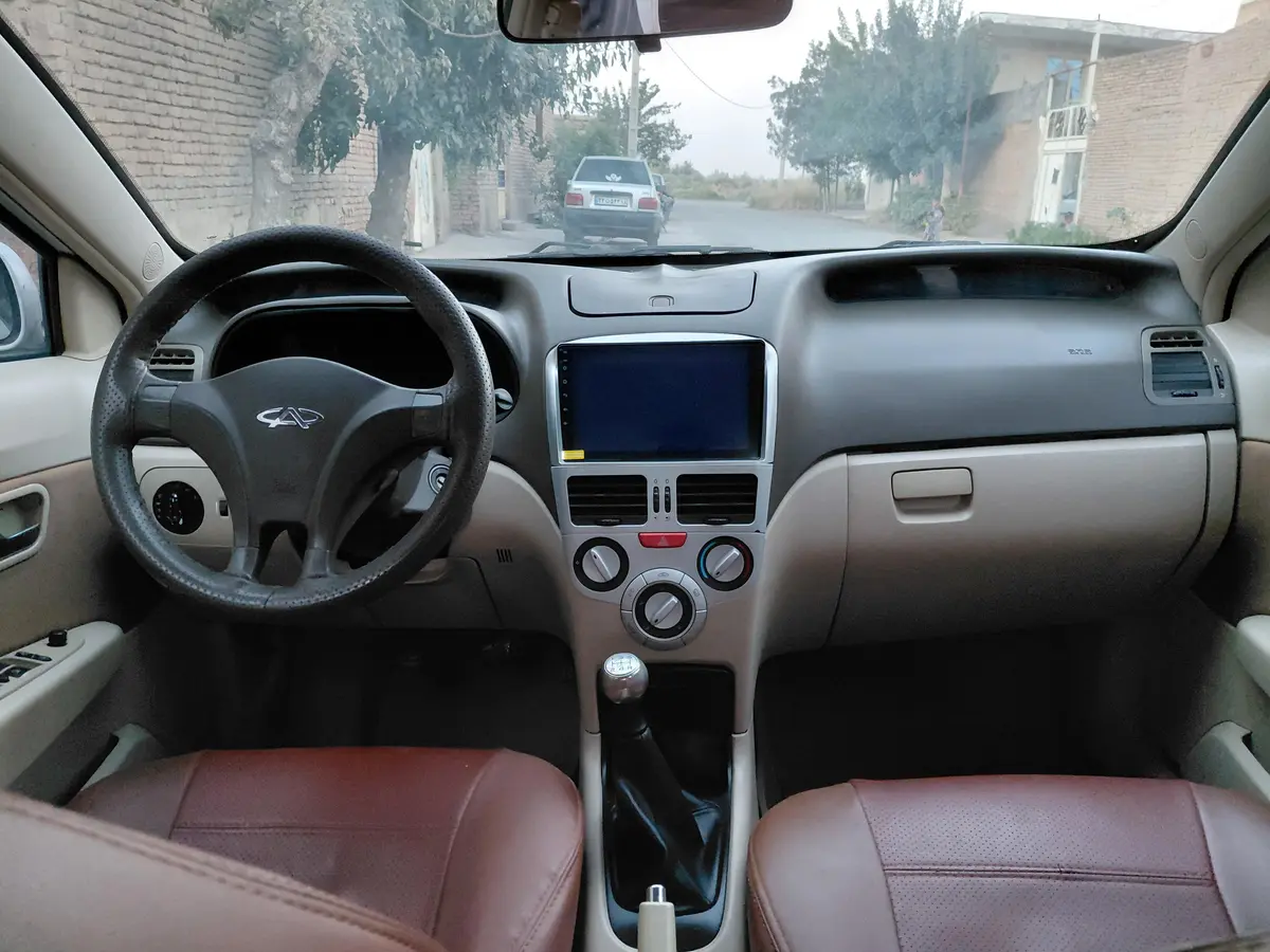 ام وی ام،  315هاچ بک