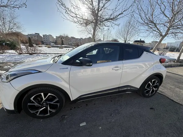 تویوتا، C-HR