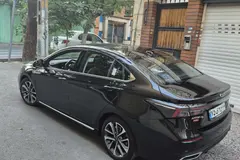 فونیکس، آریزو 6 پرو