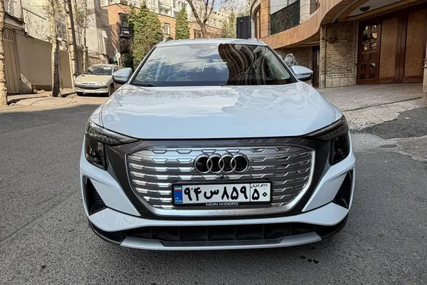 آئودی  Q5 e-tron