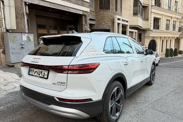 آئودی  Q5 e-tron