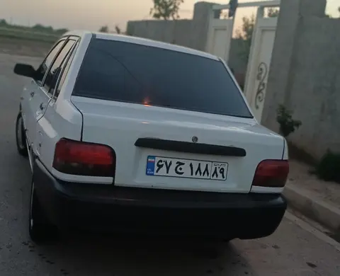 پراید، صندوق دار