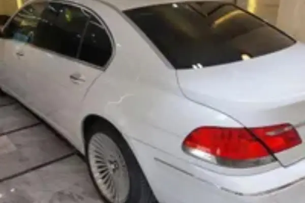 ب ام و، سری 7