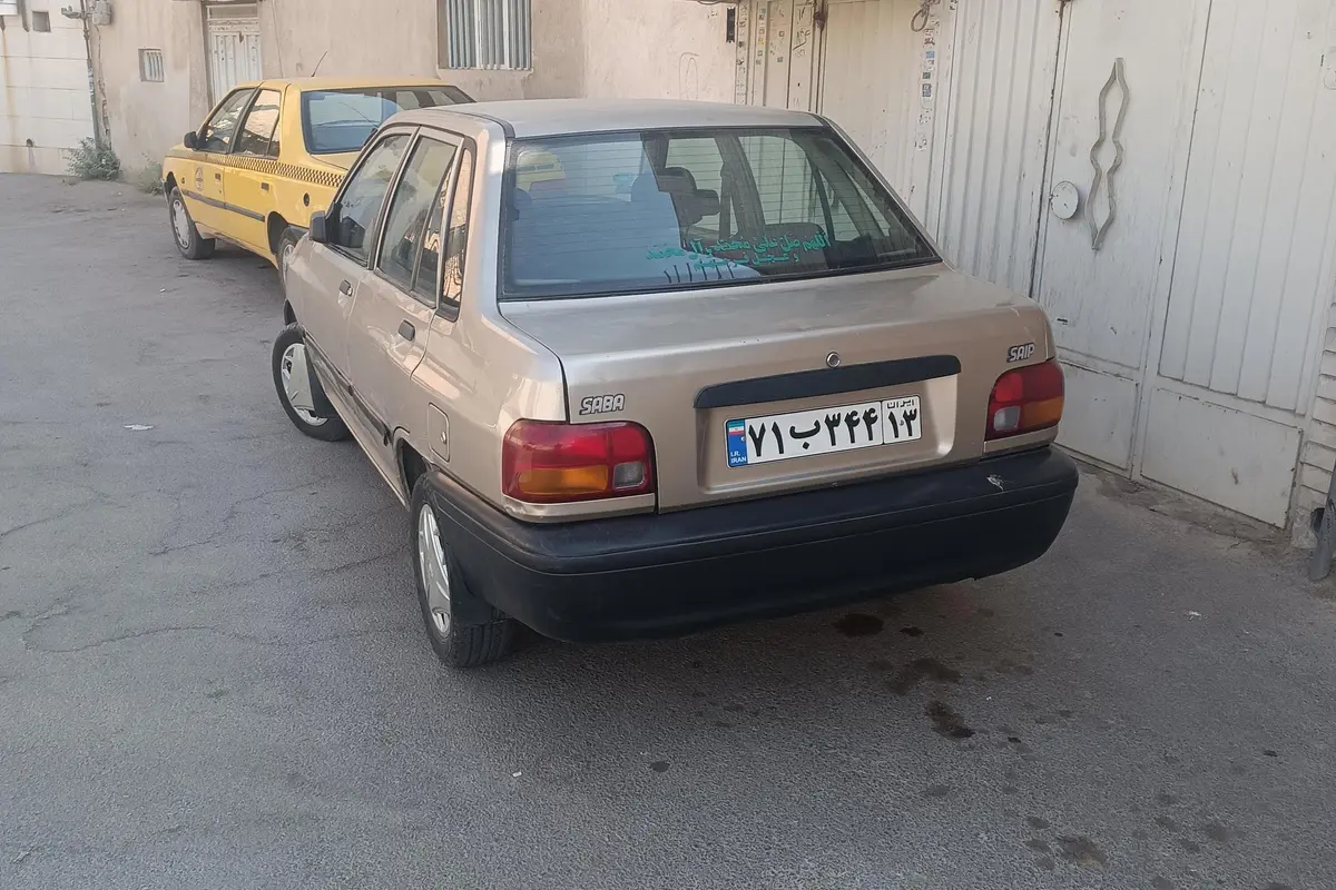 پراید،  صندوق دار