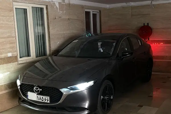 مزدا، 3 وارداتی