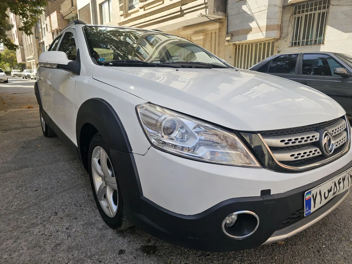 دانگ فنگ،  H30 کراس