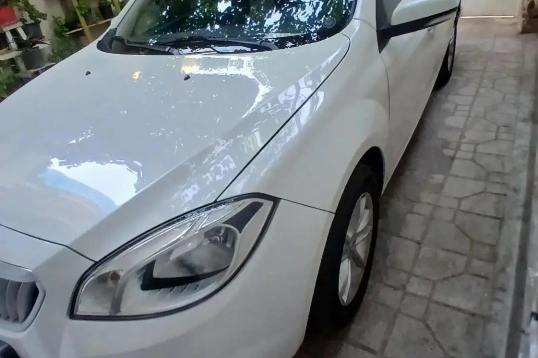 برلیانس،  H330