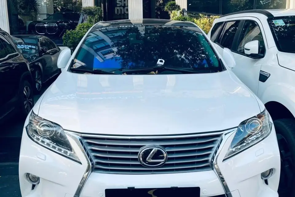 لکسوس،  RX