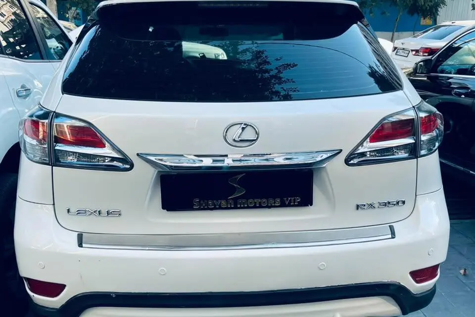 لکسوس،  RX