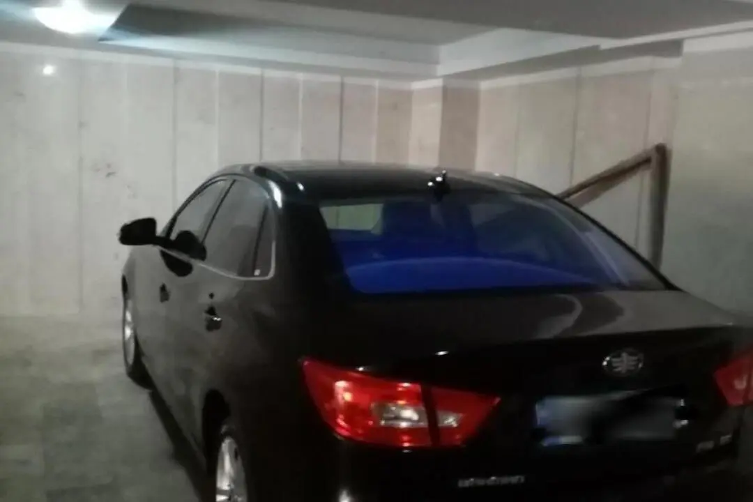 بسترن،  B30