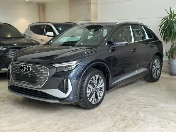 آئودی، Q4 e-tron