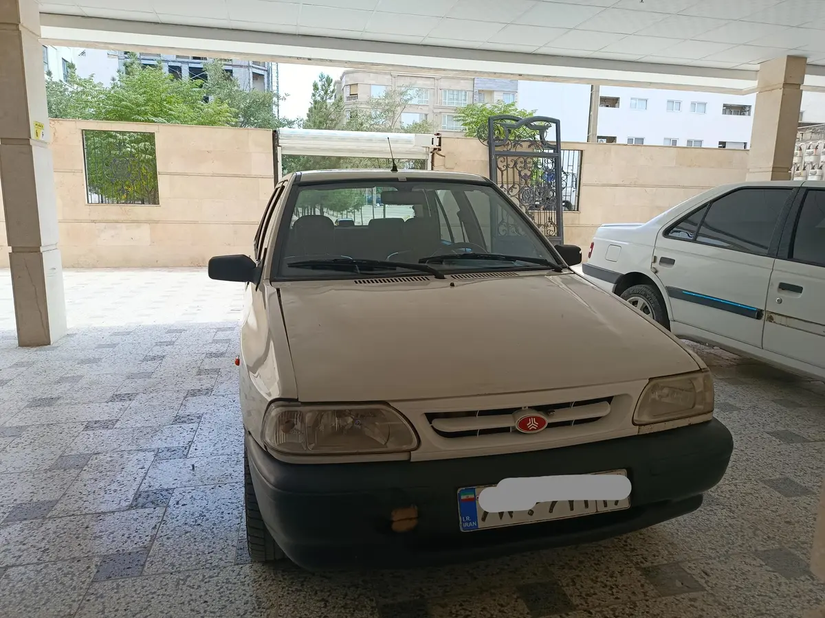 پراید،  صندوق دار
