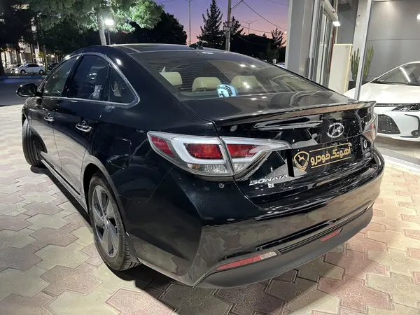 هیوندای  سوناتا هیبرید
