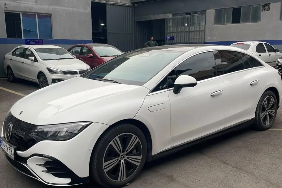 بنز،  EQE Sedan