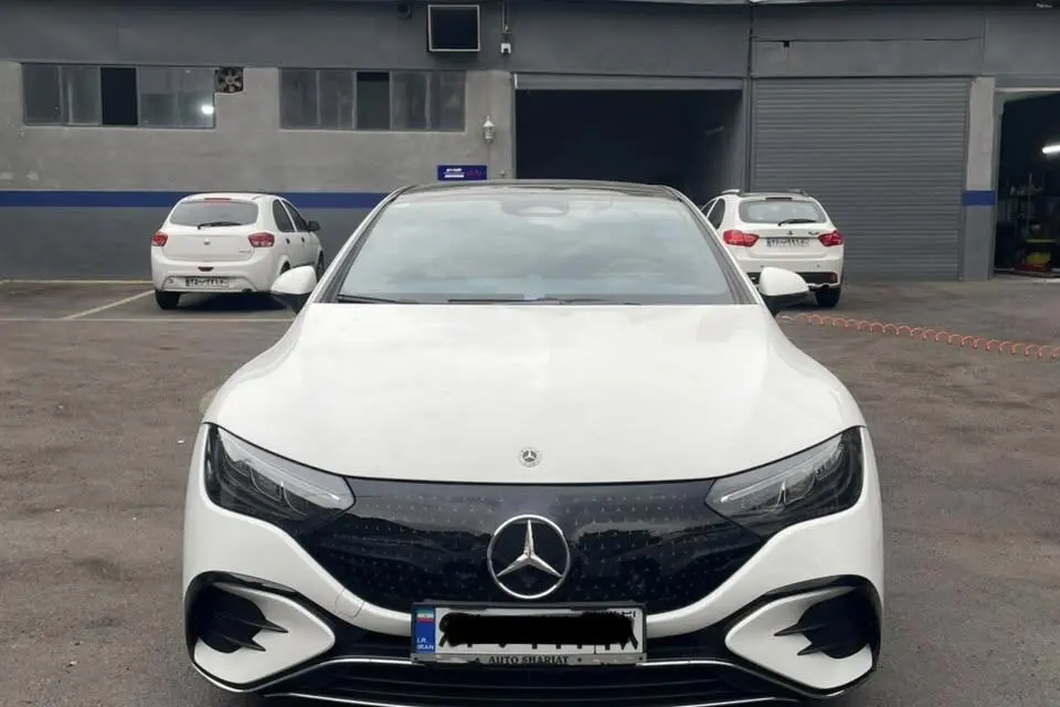 بنز،  EQE Sedan