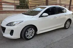 مزدا، 3 نیو صندوق دار