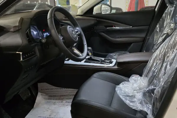 مزدا  CX-30