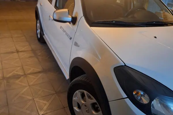 رنو، ساندرو استپ وی