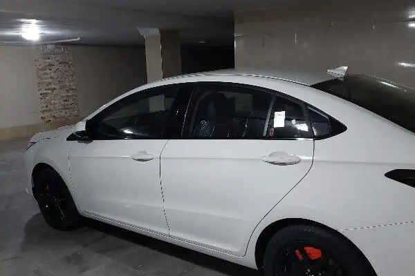 فونیکس، آریزو 6 جی تی (Z6 GT)