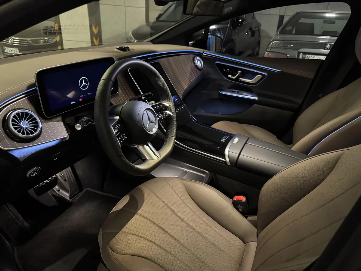 بنز،  EQE Sedan
