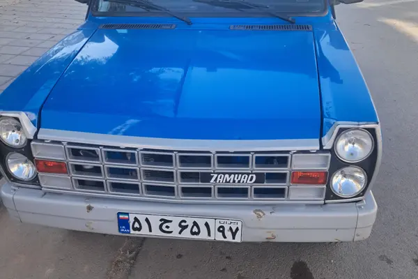 زامیاد، وانت نیسان