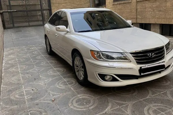 هیوندای، آزرا (گرنجور)