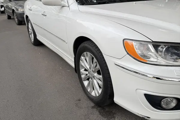 هیوندای، آزرا (گرنجور)