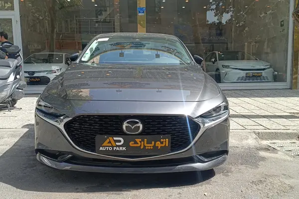 مزدا، 3 وارداتی