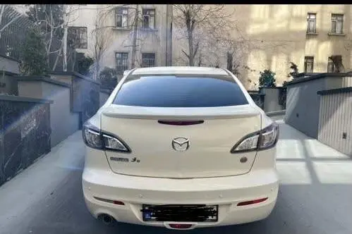 مزدا  3 نیو صندوق دار