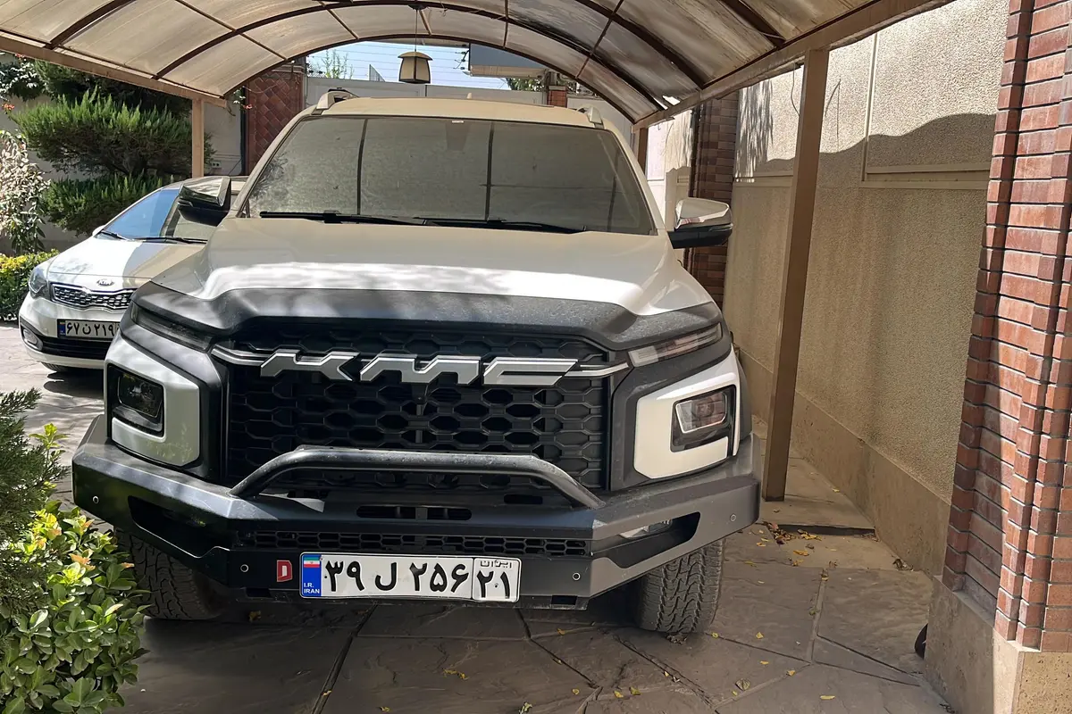 کی ام سی،  T9