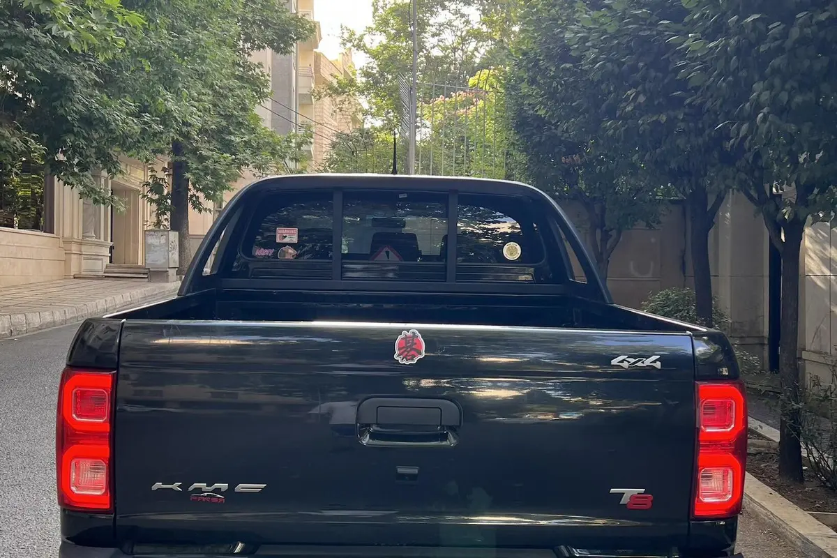 کی ام سی،  T8