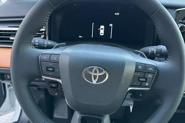 تویوتا، کمری هیبرید