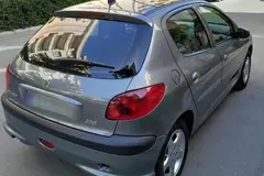 پژو، 206