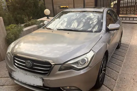 بسترن، B50F