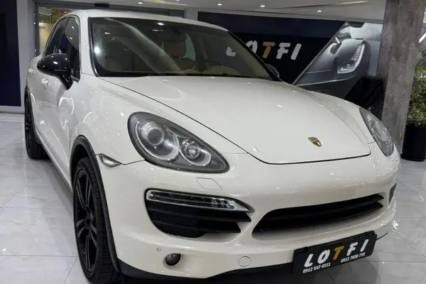 پورشه، کاین