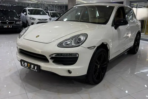 پورشه، کاین