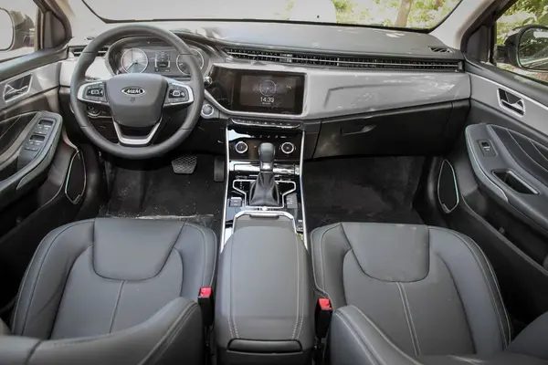 چری، آریزو 5T اسپرت FL