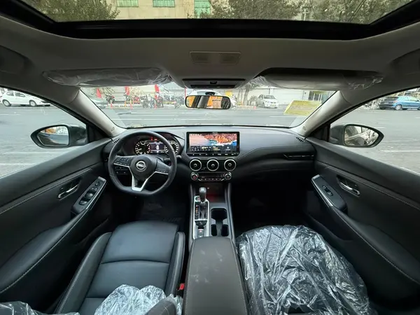 نیسان، سیلفی