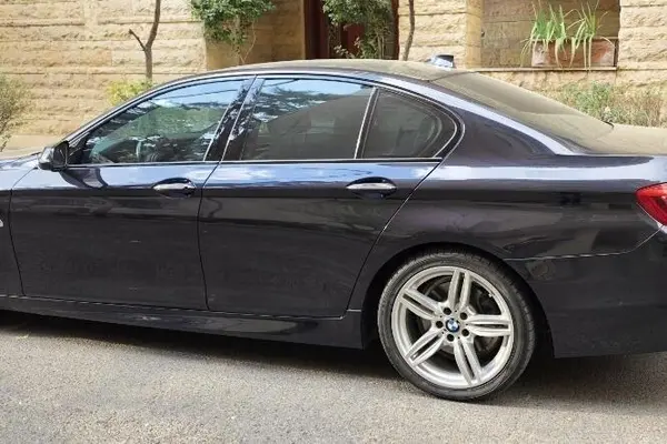 ب ام و، سری 5 سدان