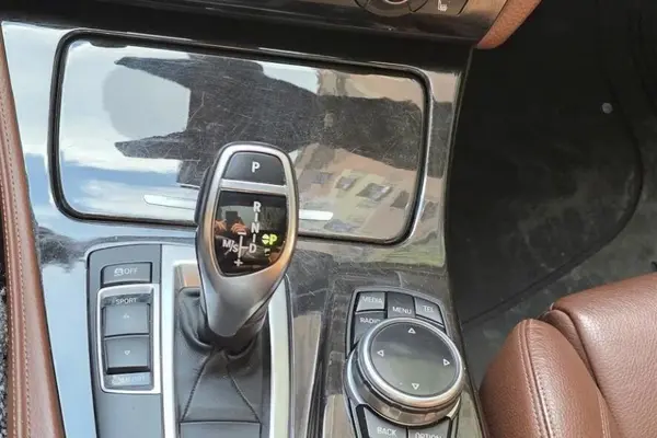 ب ام و، سری 5 سدان