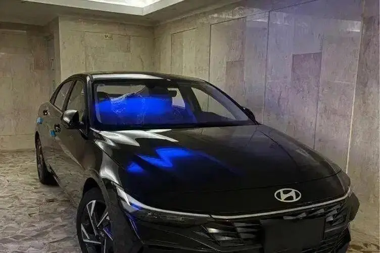 هیوندای،  النترا