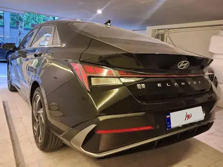 هیوندای النترا