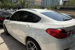 ب ام و، X4